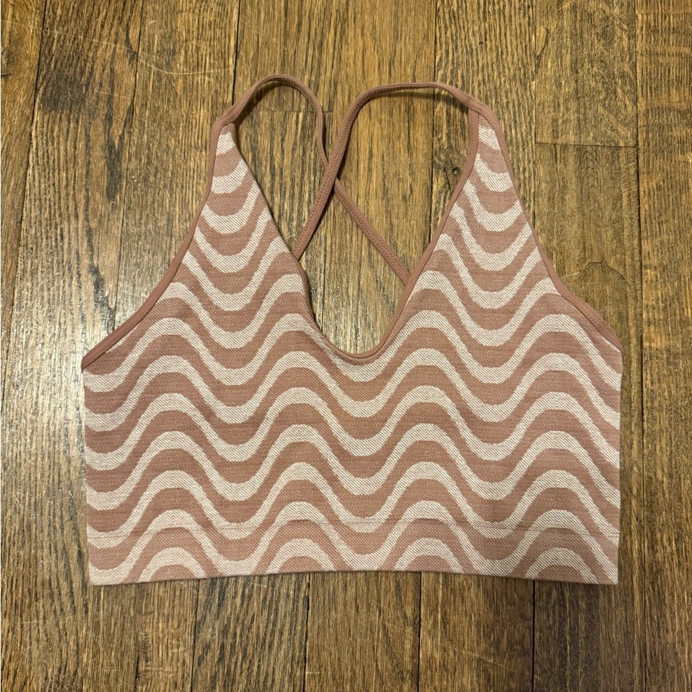 light brown patterned cropped tank with criss cross back from cotton on!🤎